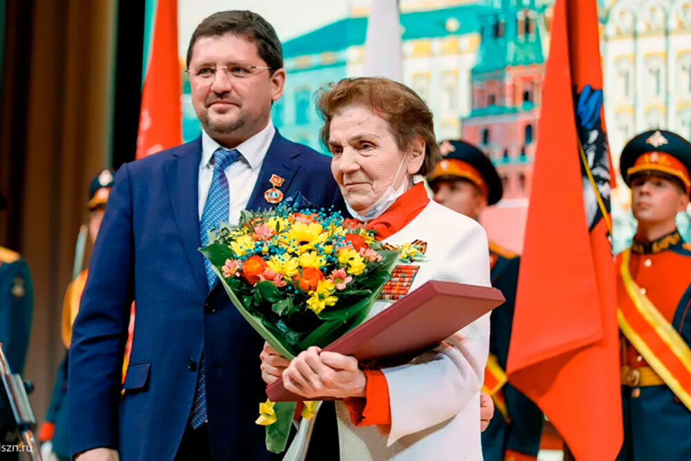 Евгений Стружак поздравил Московский Комитет ветеранов войны с 50-летним юбилеем